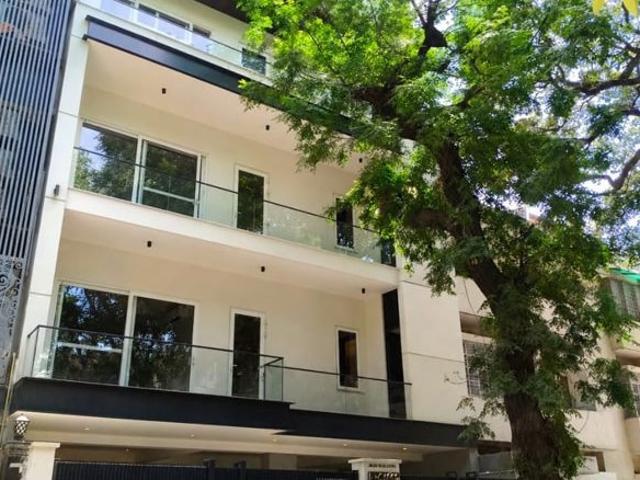 Safdarjung Enclave, South Delhi 6+ Bedroom 200 Sq. Yd. Independent House in Safdarjung Enclave Delhi Listing ID: #10348
