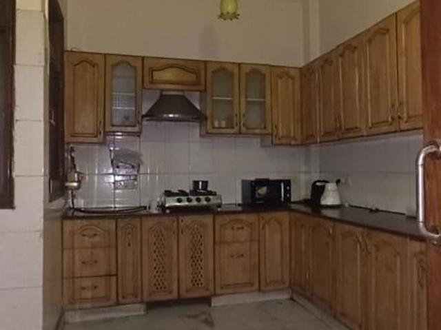 Safdarjung Enclave, South Delhi 6 Bedroom 234 Sq. Yd. Villa in Safdarjung Enclave Delhi Listing ID: #10037