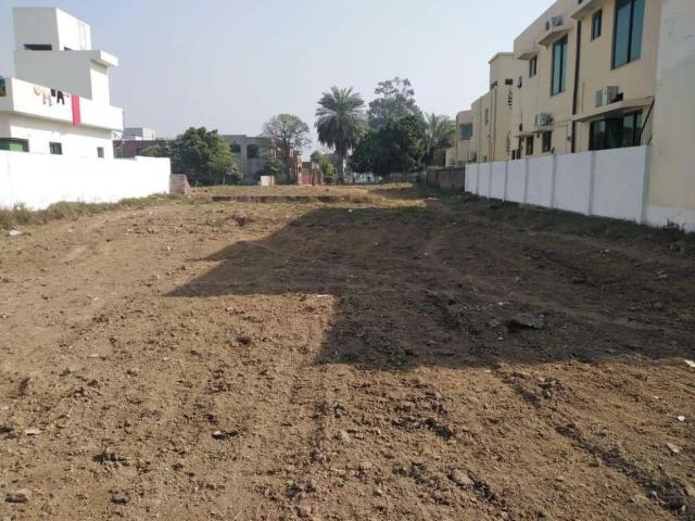 Safest most central Lahore TECH Society ID 52656