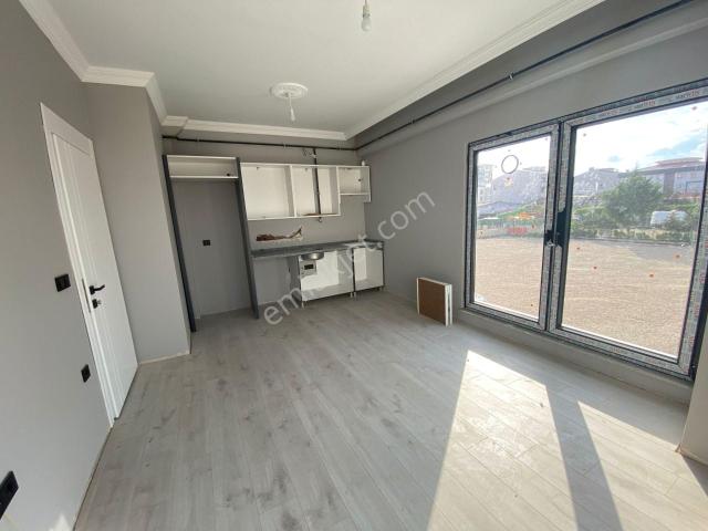Safir'den Cumhuriyet Mah. 50m2 1+1 Yüksek Giriş