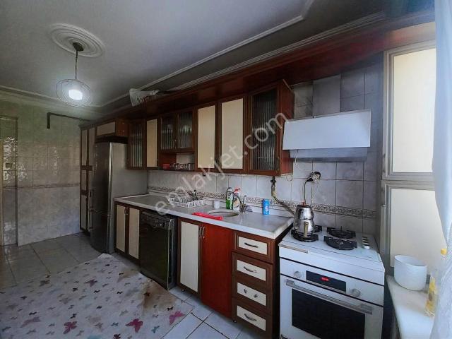 Safir Emlak'tan Go Petrol Civarında 3+1 Satılık Daire Mevcuttur