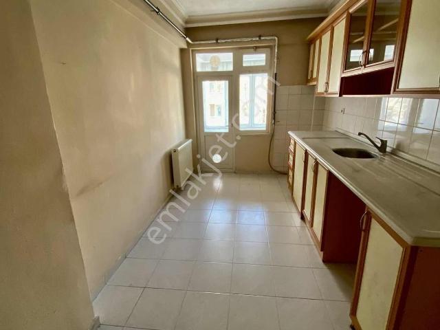 Safir'den Bucak Mahallesi Merkezi Konumda Kiralık Daire