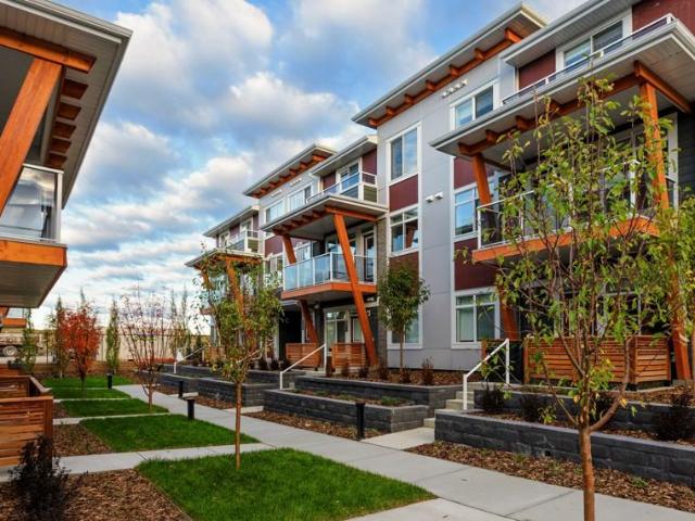 Sage Pointe Townhomes 3 Bedroom Home for Rent at 20 Sage Meadows Landng Nw, Calgary, AB T3P 2C3 Sage Hill