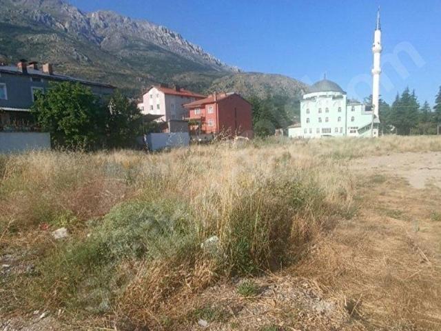 SAHİBİNDEN  MERKEZDE 3KAT İMARLI 381M2. ARSA