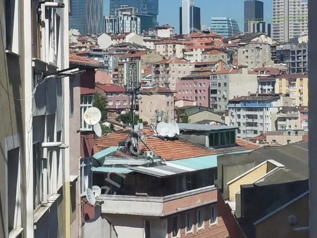 Sahibinden Mecidiyeköy Gülbahar Mahallesi'nde Temez Yeni Daire Ulaşımı Kolay Metro Metrobüs 10dk