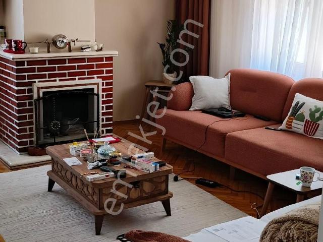 Sahibinden Merdivenköy 3+1 Kiracılı