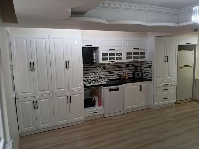 Sahibinden Metronun Dibinde Acil Satılık 3+1 Ters Dubleks Daire