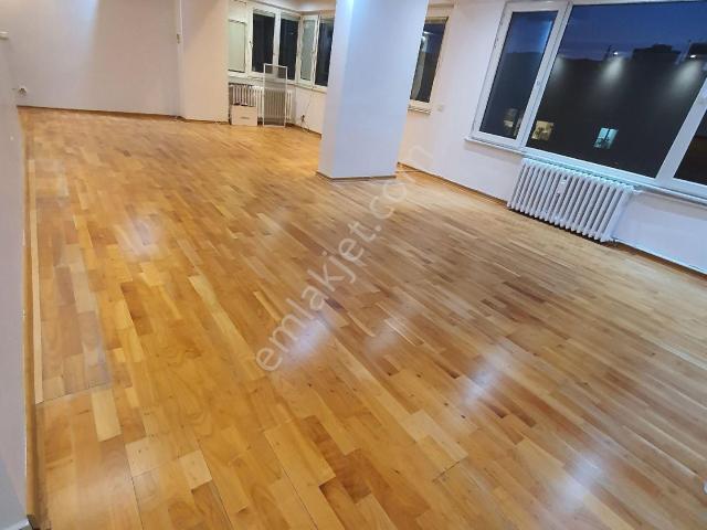 Sahibinden Atatürk Cadesine İkinci Bina 3+1, Kadıköy
