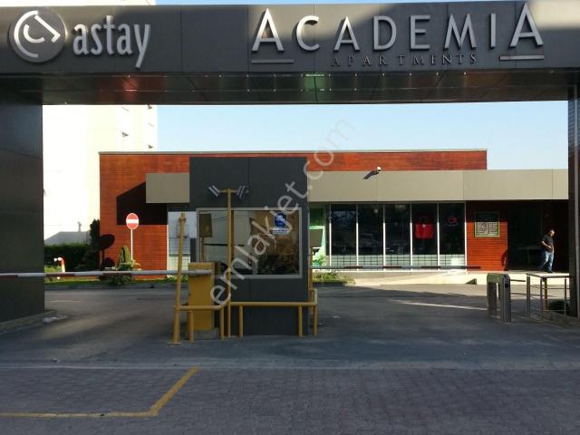 Sahibinden Avcılar Merkezi Konumda Havuzlu Site İçi Daire