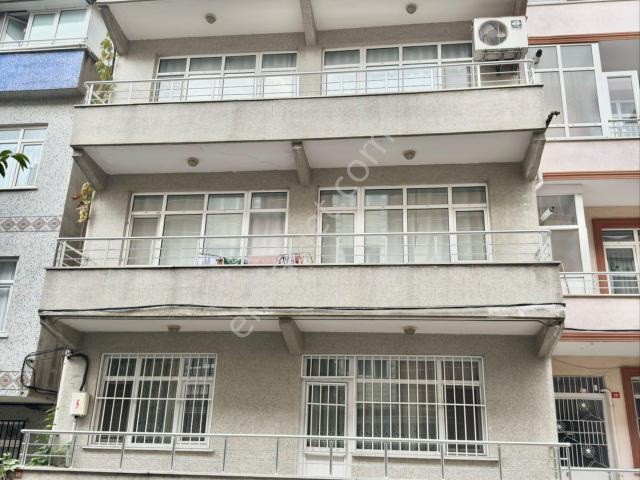 Sahibinden Kaçmaz! Bağcılar,bağlar Mah. 145m2,5 Katlı Komple Satılık Bina!