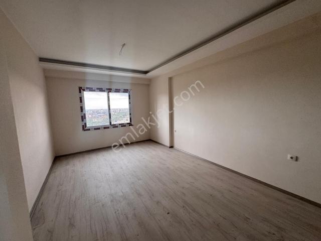 Sahibinden Akdeniz Mahallesi Yeni Bina Geniş 2+1 Deniz Manzaralı Ebeveyn Banyolu