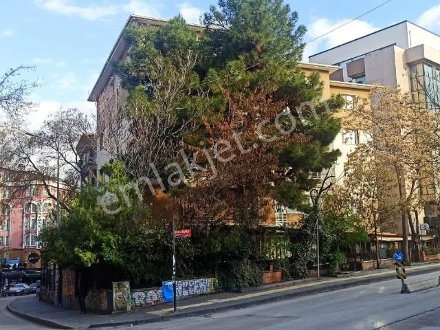 Sahibinden Çankaya Kızılırmak Cad Ve Selanik 2.cad Köşe 3+1 Daire