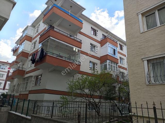 Sahibinden Arasta Sincan Karşısı Ara Kat Salon Bağımsız