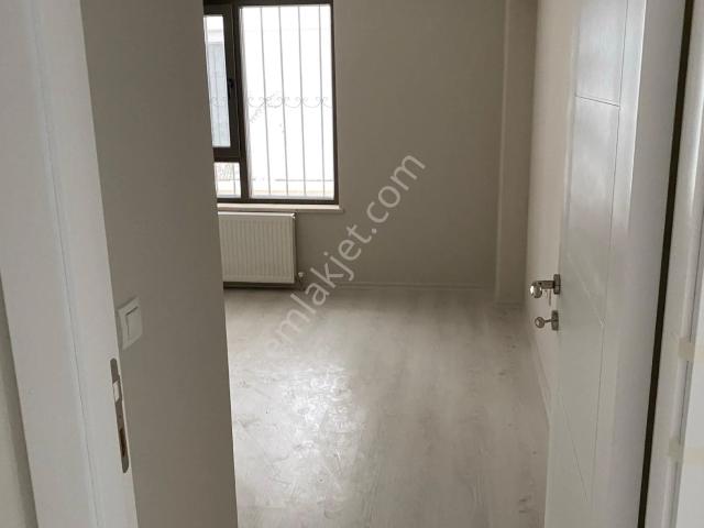 Sahibinden Başkent Hastanesi Yanı Kiracılı 1+1
