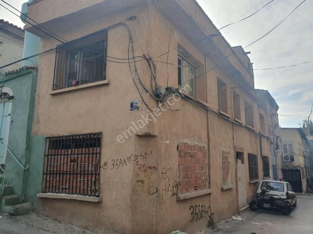 Sahibinden Basmane faik Paşa Mahallesinde Müstakil Ev