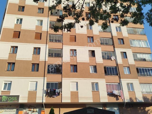 Sahibinden Cemilbey Caddesi'nde Bakımlı Daire