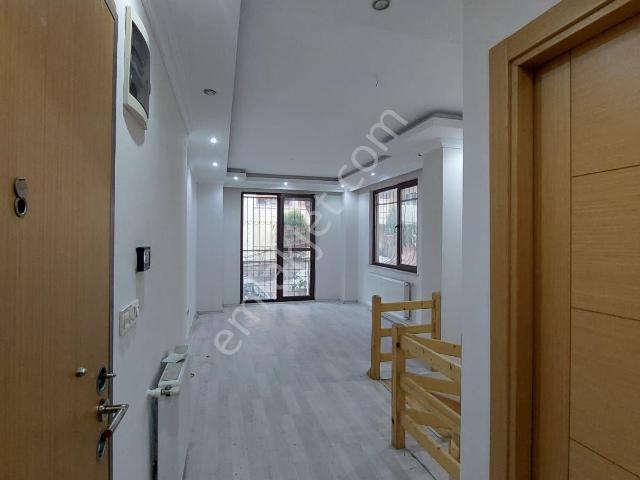 Sahibinden Cevizli'de Merkezi Konumda 2+1 Ters Dubleks Kiralık Daire
