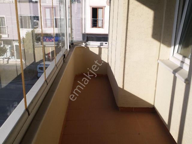 Sahibinden Dış Cephe Mantolaması Yapılmış, 2 Cam Balkon