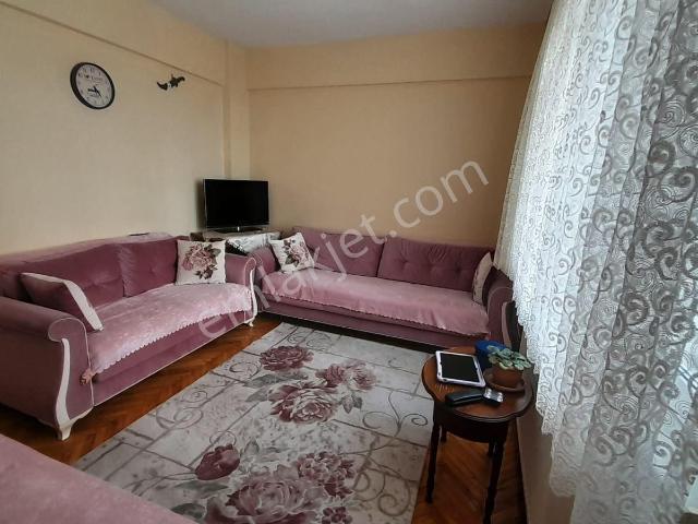 Sahibinden Deniz Manzaralı Cadde Üzeri