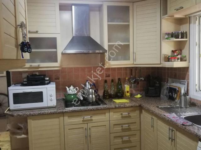 Sahibinden Denize 100 Metre,triplex,full Eşyalı, 10 Kişinin Rahatlıkla Kalabileceği, 4+1 Kiralık Yazlık