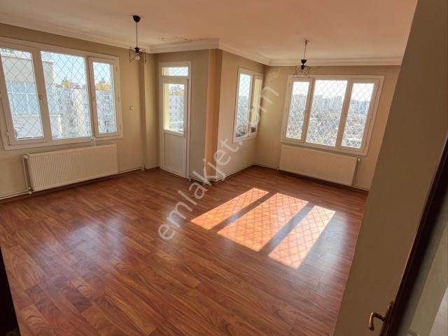 Sahibinden Emlakcısız Depozitosuz Barajyoluna Çok Yakın Kiralık Daire 3+1