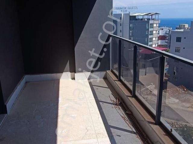 Sahibinden Erdemli Ayaş’ta Acil Satılık 1+1 Ful Yapılı Havuzlu Denize Yakın Daire