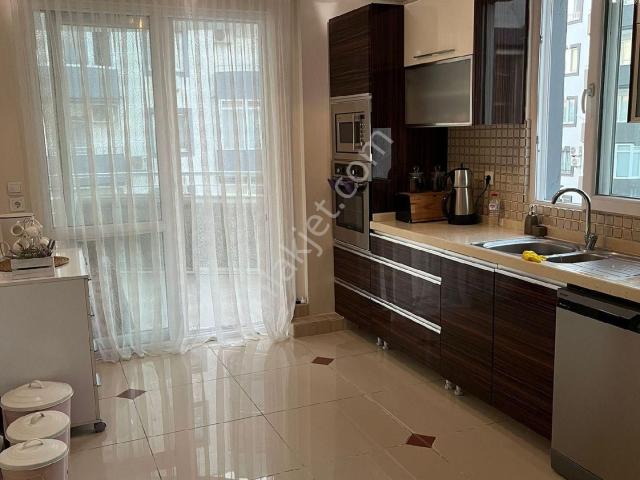 Sahibinden Güneydeniz Sitesinde 3+1 Doğalgazlı Kiralık Daire