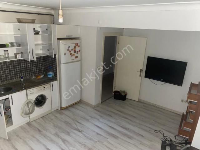 Sahibinden Kiralık, Eşyasız Kot Daire 1+1
