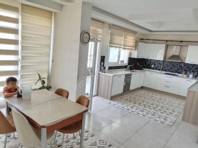 Sahibinden Stadyum Yolunda 4+1 Satılık Daire