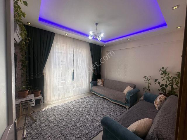 Sahibinden Sahibinden | 8 Şubat Mah. 2+1 | Göbek Kat Pazarlıklı