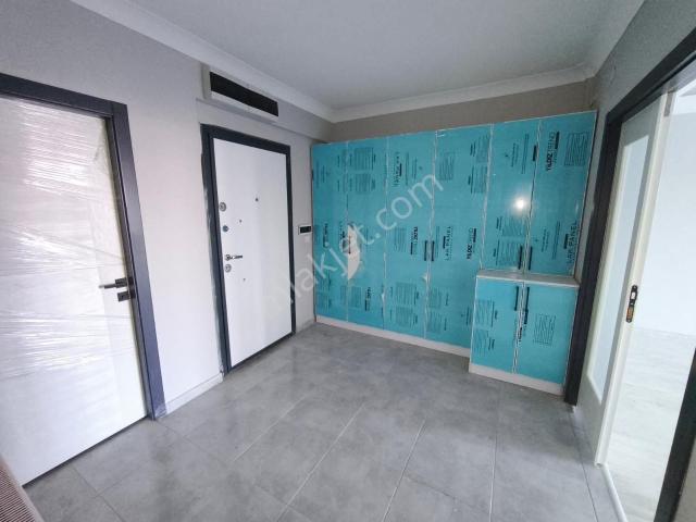 Sahibinden Sahibinden Cadde Ve Pazar Pazarına Çok Yakın Ön Cephe 4+1 Sıfır Lüx Kiralık Daire