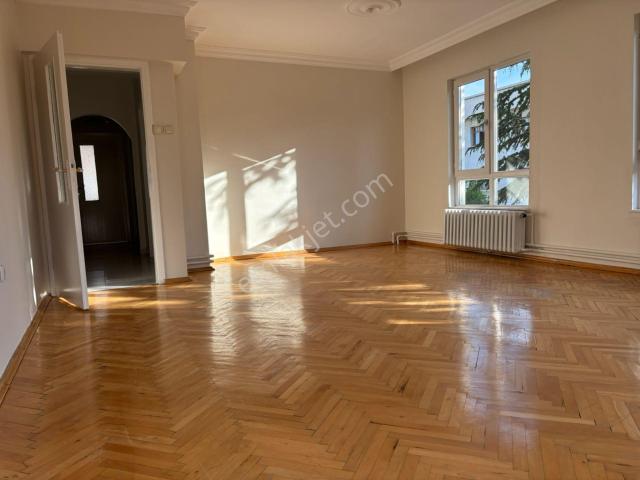 Sahibinden Sahibinden Bahçelievlerde Kombili Boş Yeni Boyanmış Bakımlı Katta 3+1 114 M2 Kiralık Daire