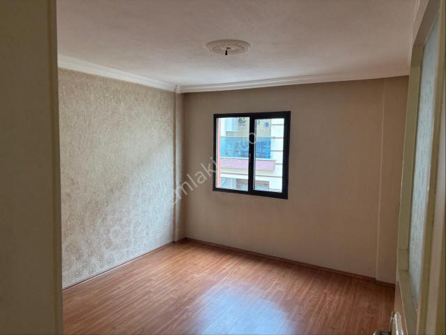 Sahibinden Sahibinden Kiralık Çiğli Yenimahallede 2+1