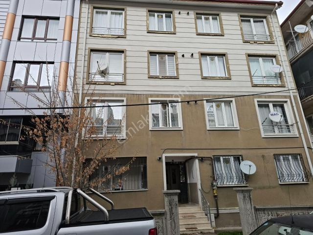 Sahibinden Sahibinden Laleli Camisine 3 Dakika Uzakta Ön Cephe Ara Kat 1+1 Apart