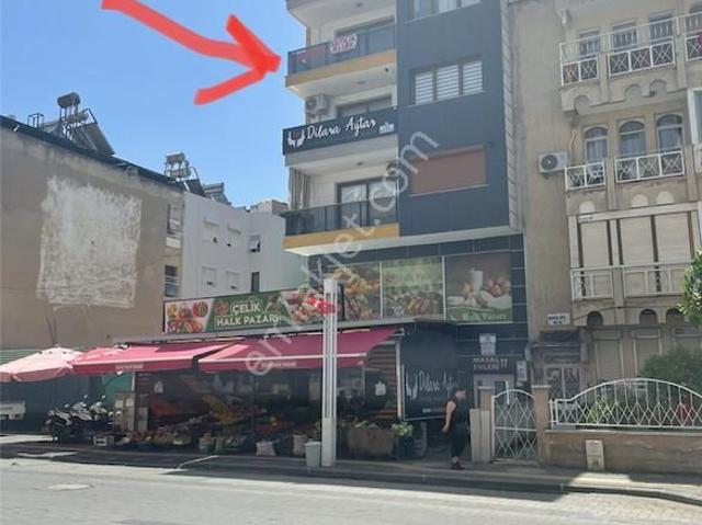 Sahibinden Salihli Sağlık Mahallesi'nde Şüheda Caddesi Üzerinde İşyeri Ve Ev İçin Uygun Satılık Daire