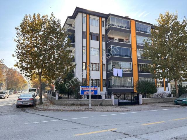 Sahibinden T.özal Mah.de 3+1 145m2 Çok Güzel Konumda Daire