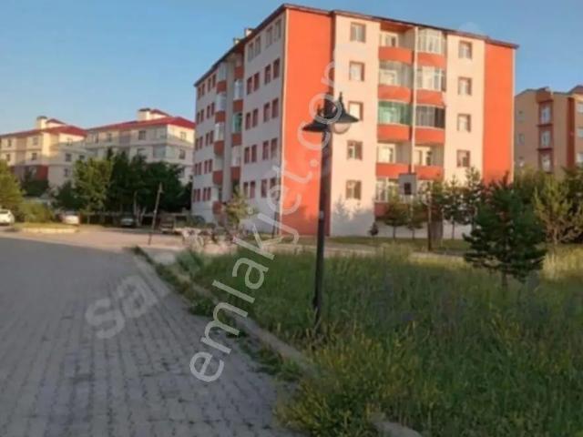 Sahibinden Üniversite Karşısı Ara Kat 3+1 Satılık Daire