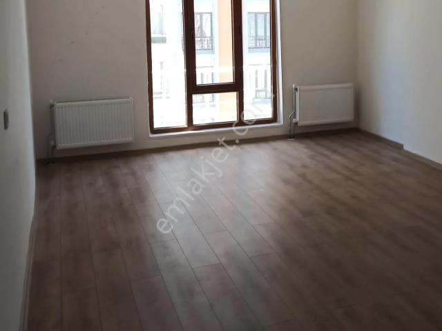 Sahibinden Yeni Mahalle'de 4 Yıllık Güney batı Cephe Net 135m² 3+1 Daire