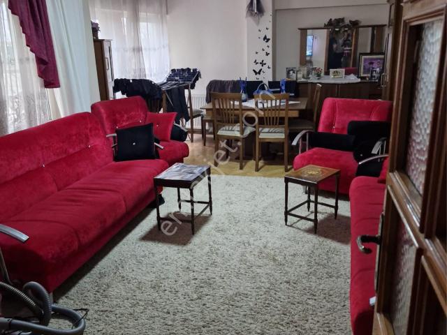 Sahibinden 1 Ci Kat 130 Mk Çarşı Merkeze Yürüme Mesafeli