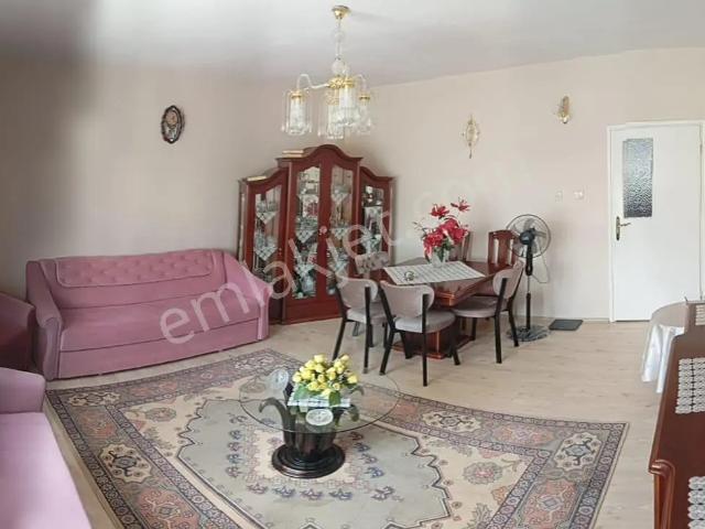 Sahibinden 3+1 140m² Camiikebir Mah. Hükümet Konağı Ve Pazaryerinin Arkasında