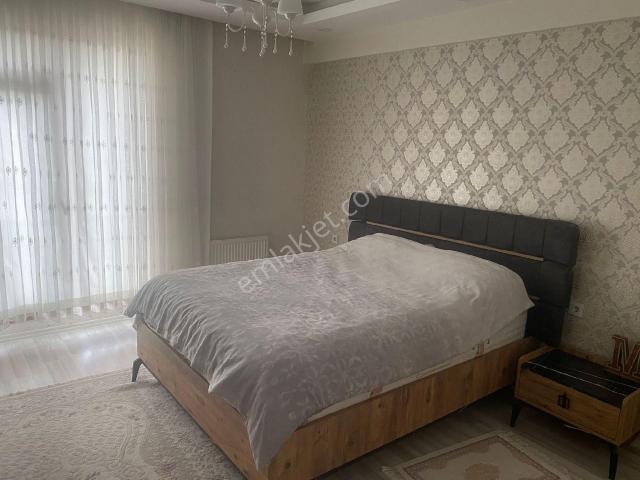 Sahibinden 4+1 Lux Daire Arastirmaya Yürüme Mesafesinde