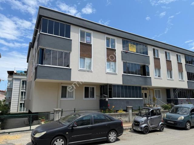 Sahile Ve Tramvaya Yakın Emsalsiz 3+1 Kiralık Daire