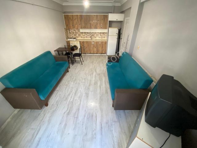 sahile Yakın Havuzlu Kiralık 1+1