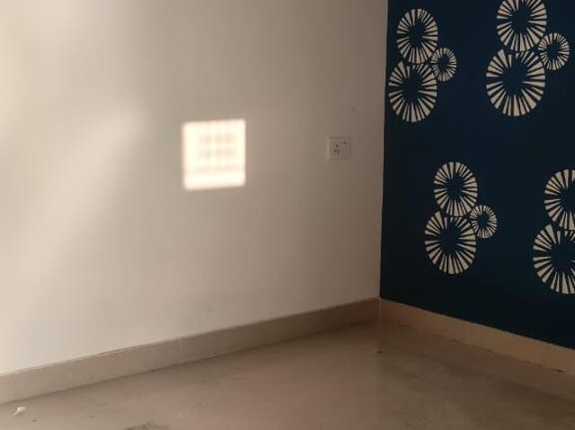 Sai Kutir Sector 49 2 Bedroom 825 Sq. Ft. Builder Floor in Sector 49 Noida Listing ID: #10004