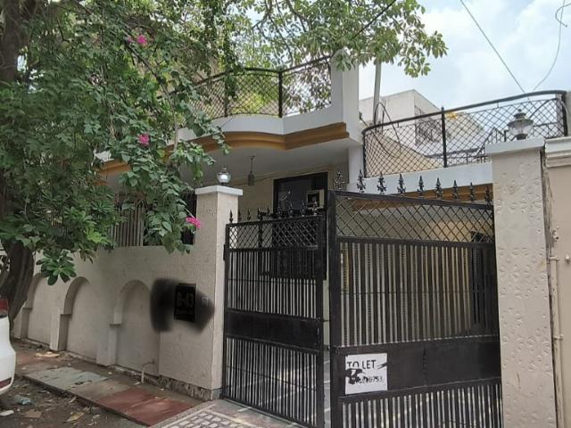 Sai Kutir Sector 49 2 Bedroom 200 Sq. Yd. Villa in Sector 49 Noida Listing ID: #10084