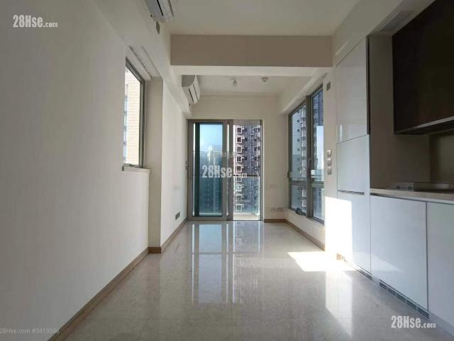 Sai Ying Pun 63 Pokfulam [Agency Ads] Unit H,Mid Floor 5 16|32/F,Tower1 Amber House, Middle Floor Across From Hku, At 63 Pok Fu Lam Road, A Large Open Air Building Suitable For Hku Students. Hints