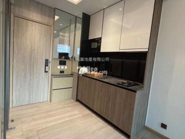 Sai Ying Pun Two Artlane [Agency Ads] Mid Floor 5 16|31/F,Two．artlane, Middle Floor Artlan One/TwoOpen For 15,000Up, One Bedroom For 19,000Up, Two Bedroom For 28,0 Hints