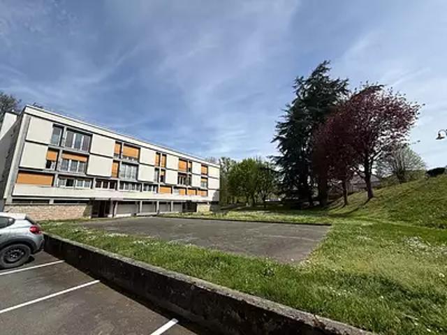 Sail sous Couzan 42890 Location appartement 3 pièces t3 au dernier étage
