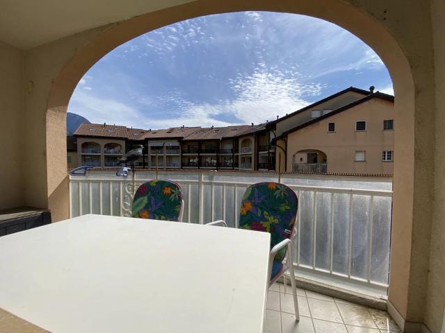 Saillon vs  Bel appartement duplex de 3.5 pcs au coeur des bains de Saillon | dreamo. Ch