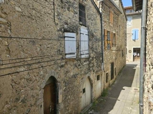 Saillans, maison au cœur du village